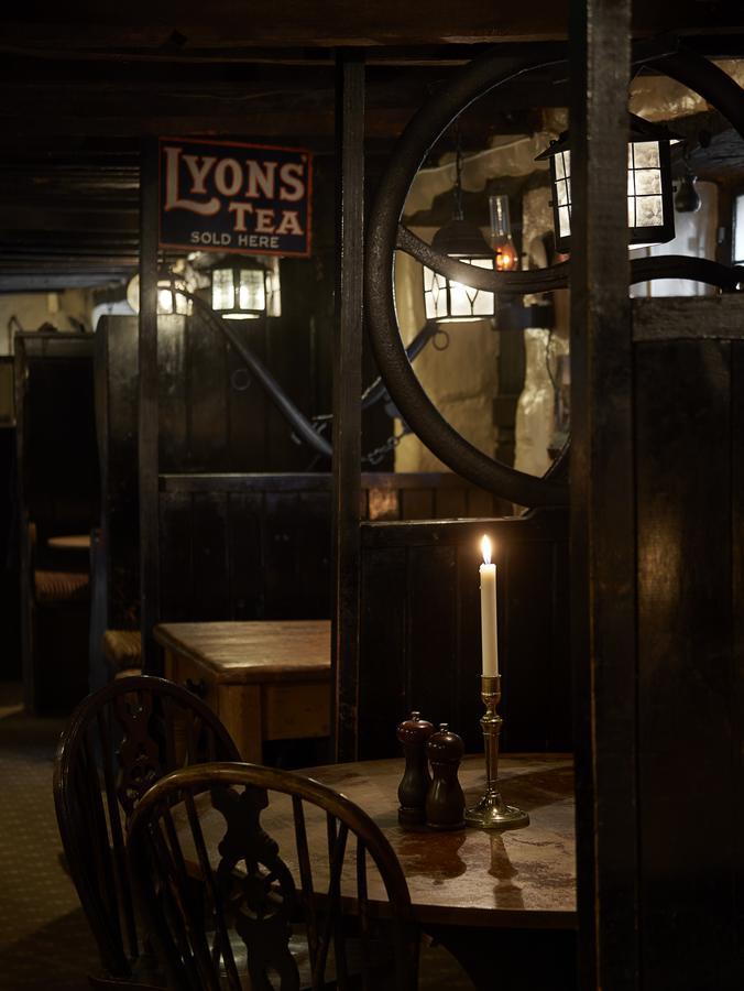 טיסברי Compasses Inn מראה חיצוני תמונה